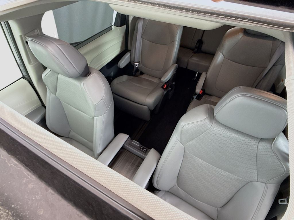 2024 Toyota Sienna Limited 7 Passenger