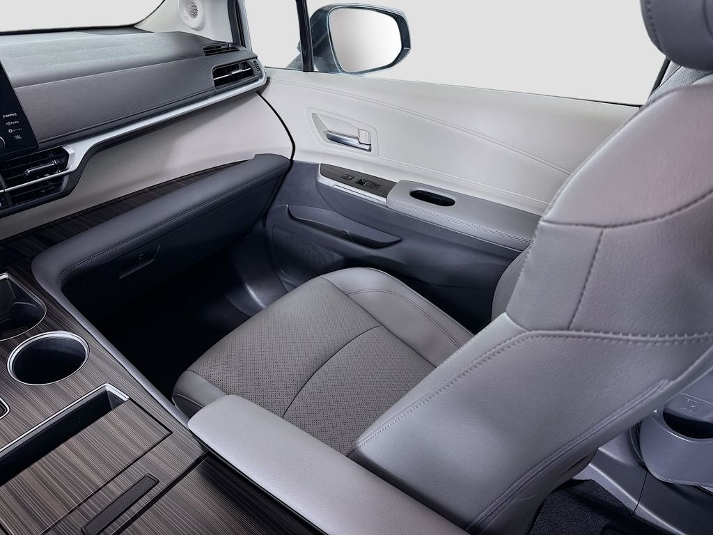 2024 Toyota Sienna Limited 7 Passenger