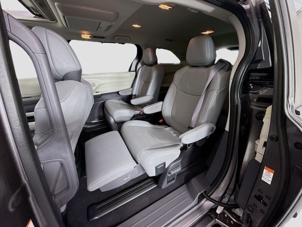2024 Toyota Sienna Limited 7 Passenger