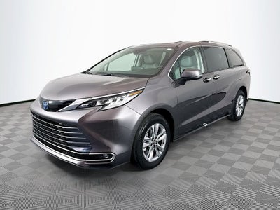 2024 Toyota Sienna Limited 7 Passenger
