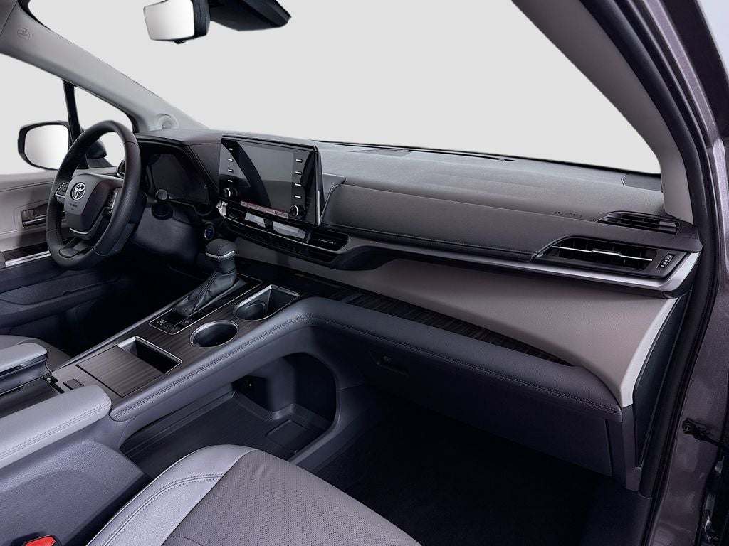 2024 Toyota Sienna Limited 7 Passenger