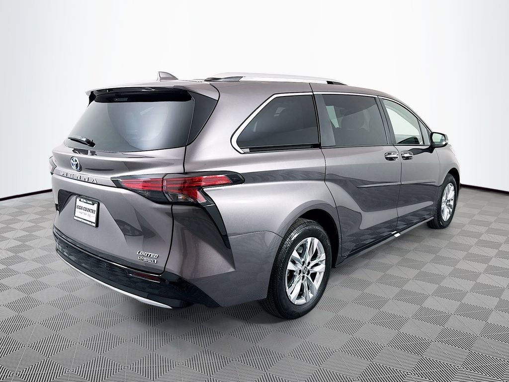 2024 Toyota Sienna Limited 7 Passenger