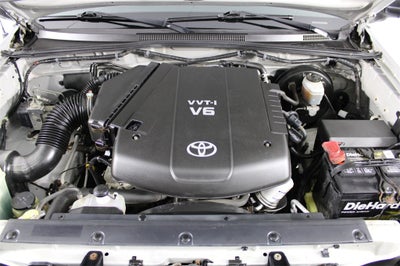 2005 Toyota Tacoma Base V6