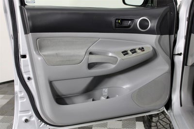 2005 Toyota Tacoma Base V6