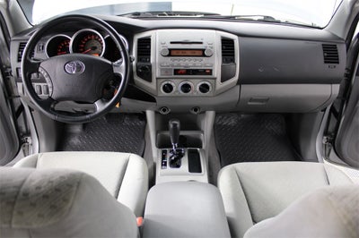2005 Toyota Tacoma Base V6
