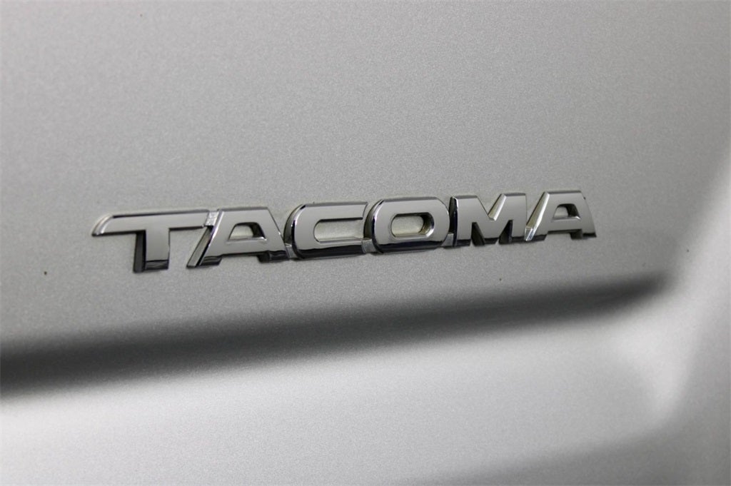 2005 Toyota Tacoma Base V6