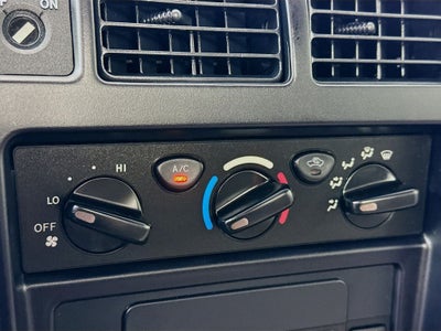 2004 Toyota Tacoma Base