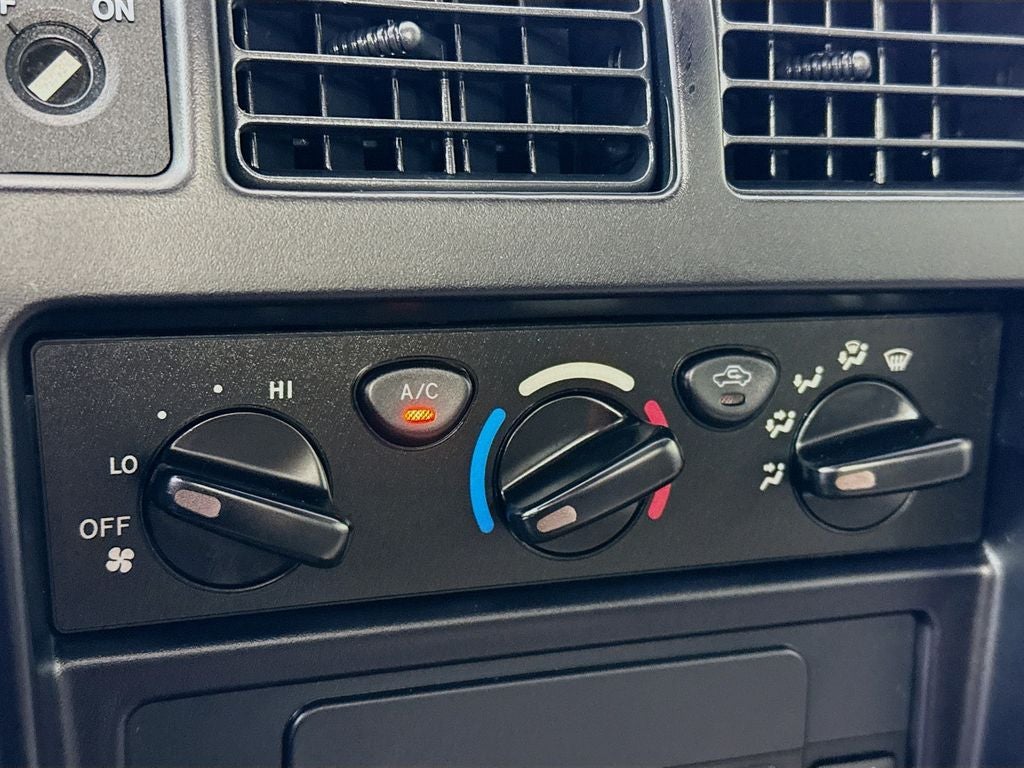 2004 Toyota Tacoma Base