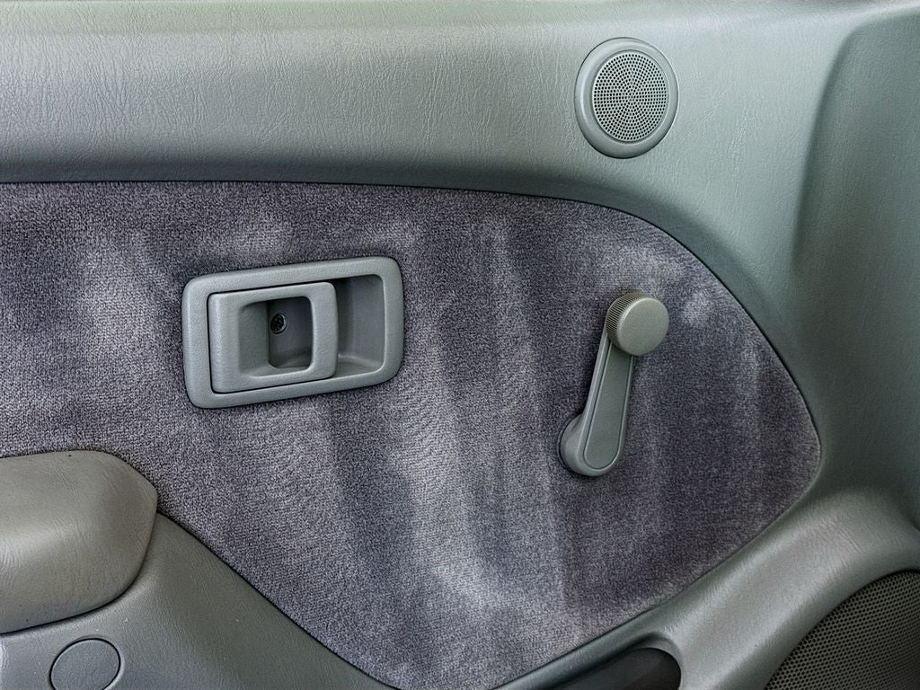 2004 Toyota Tacoma Base