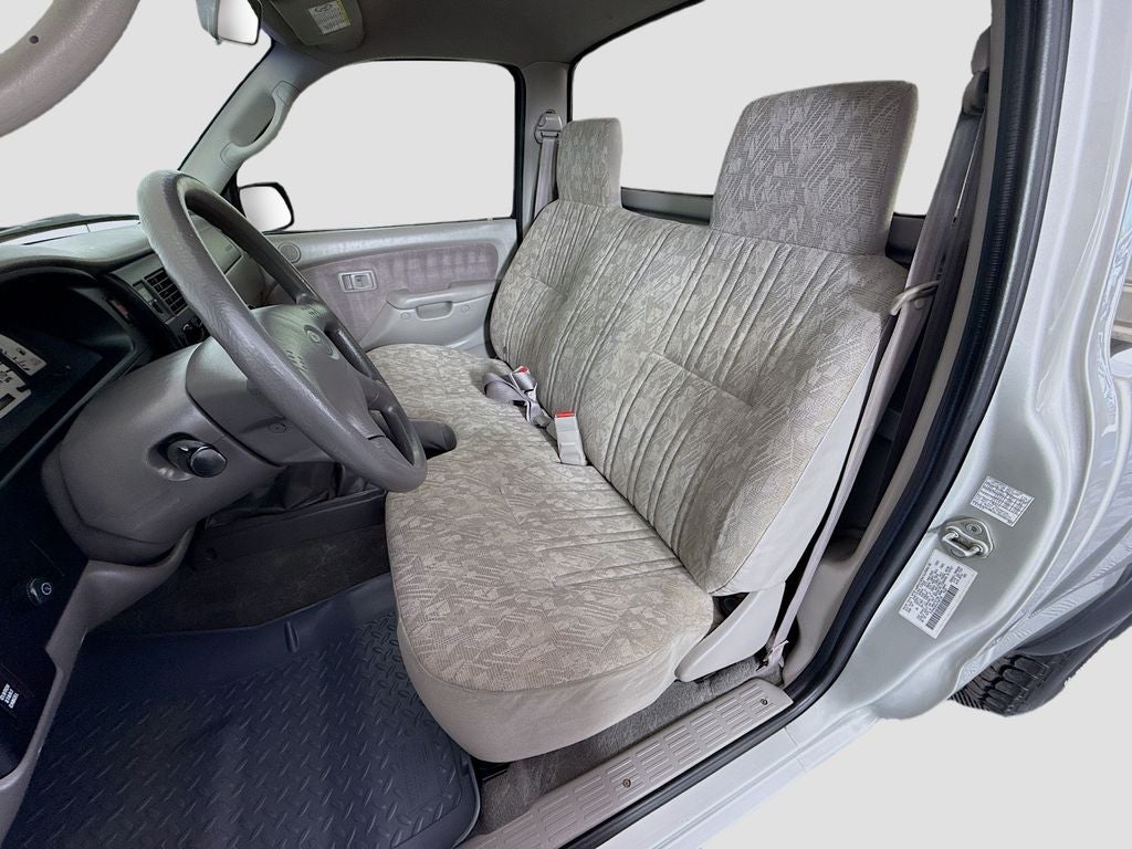 2004 Toyota Tacoma Base