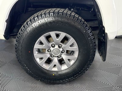 2017 Toyota Tacoma SR5 V6