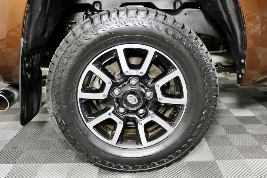 2015 Toyota Tundra Limited CrewMax