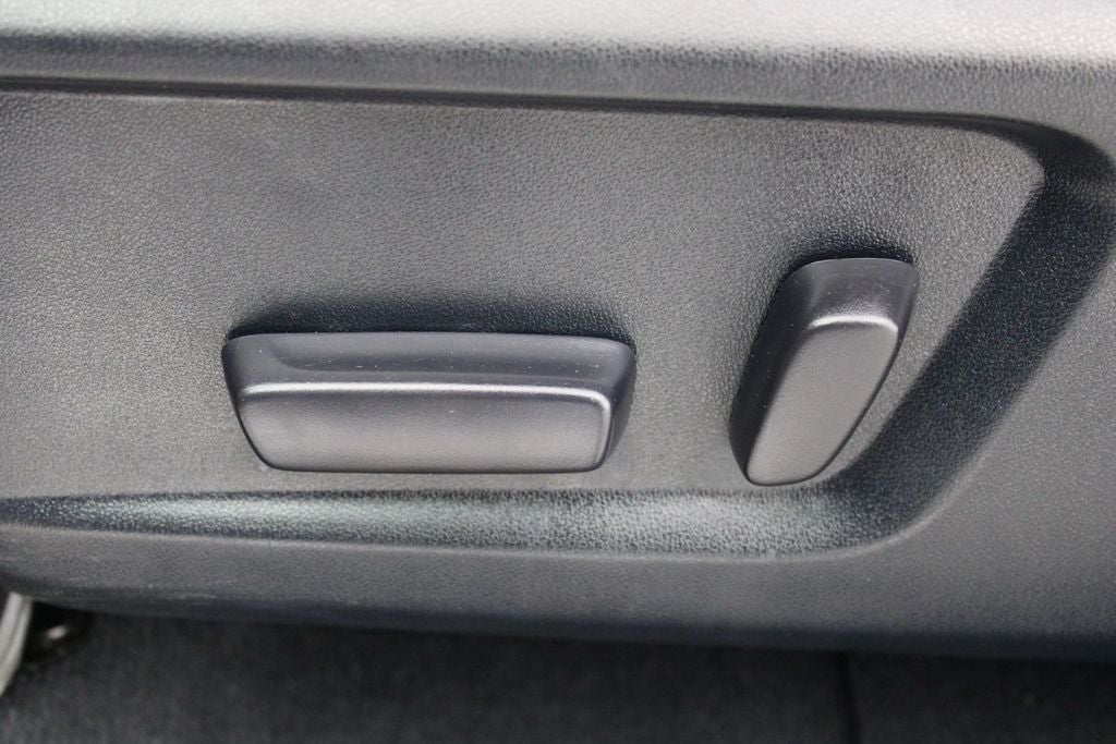 2015 Toyota Tundra Limited CrewMax