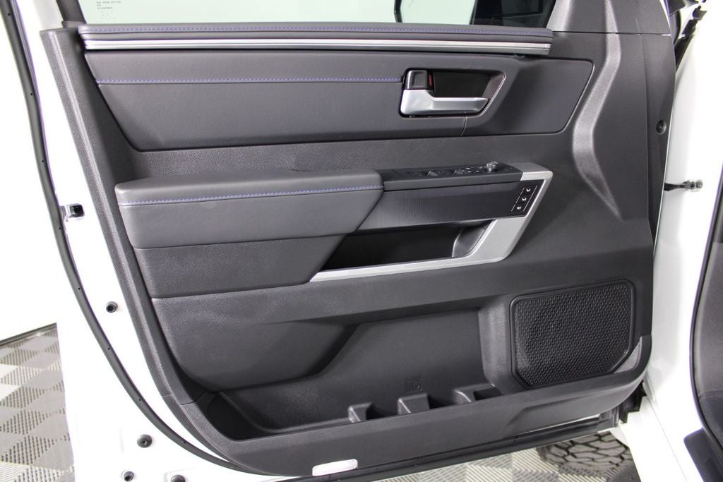 2025 Toyota Sequoia Platinum