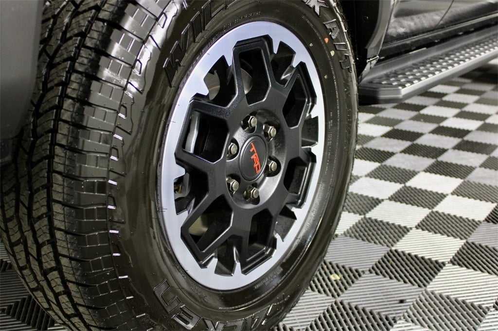 2025 Toyota 4Runner TRD Off-Road