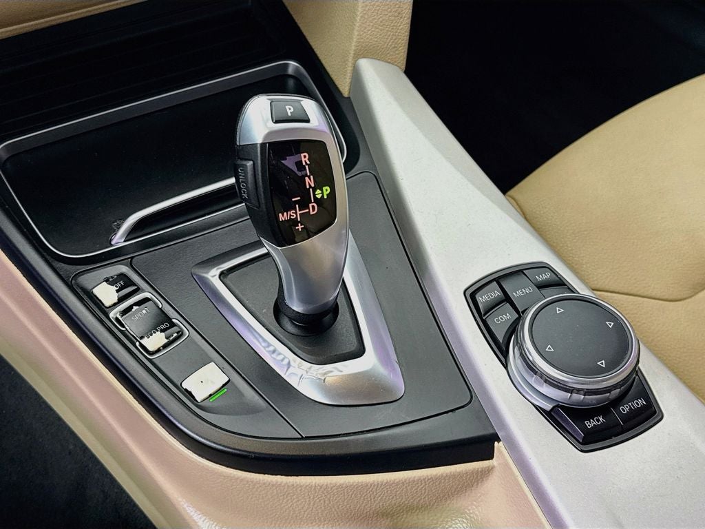 2017 BMW 3 Series 320i xDrive