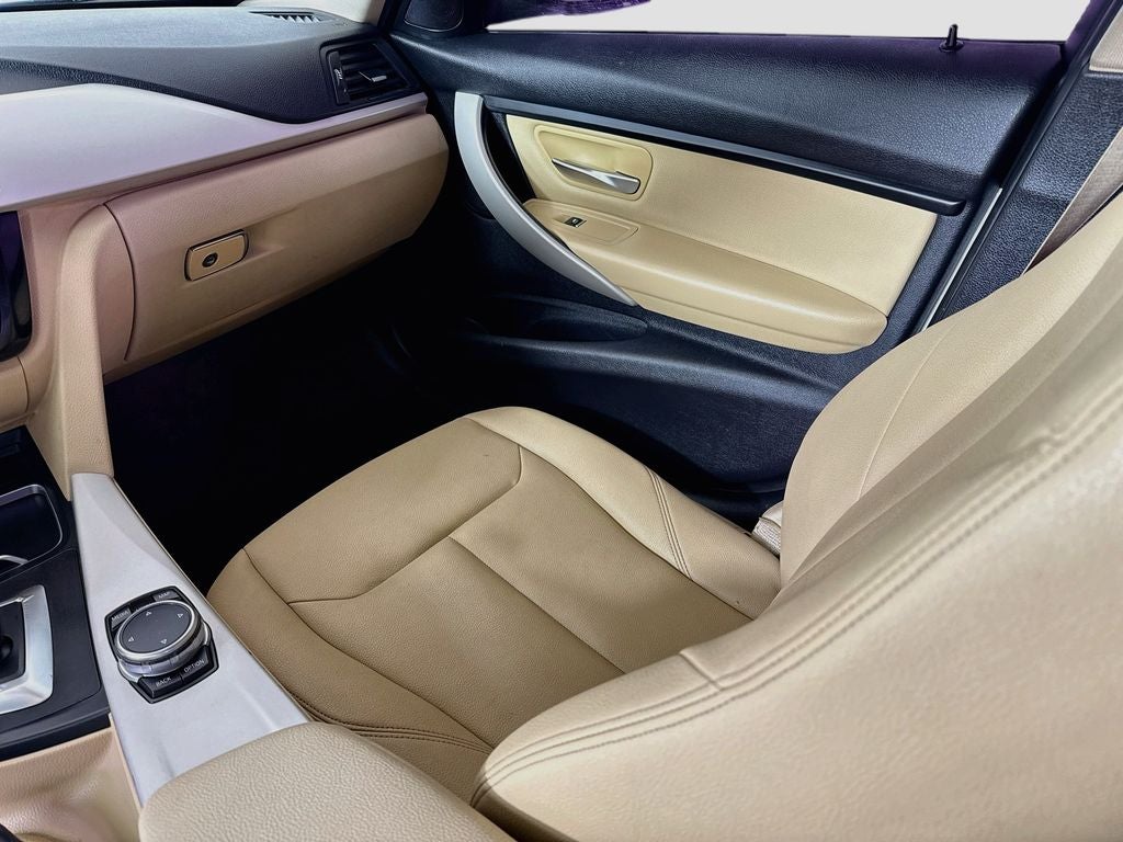 2017 BMW 3 Series 320i xDrive
