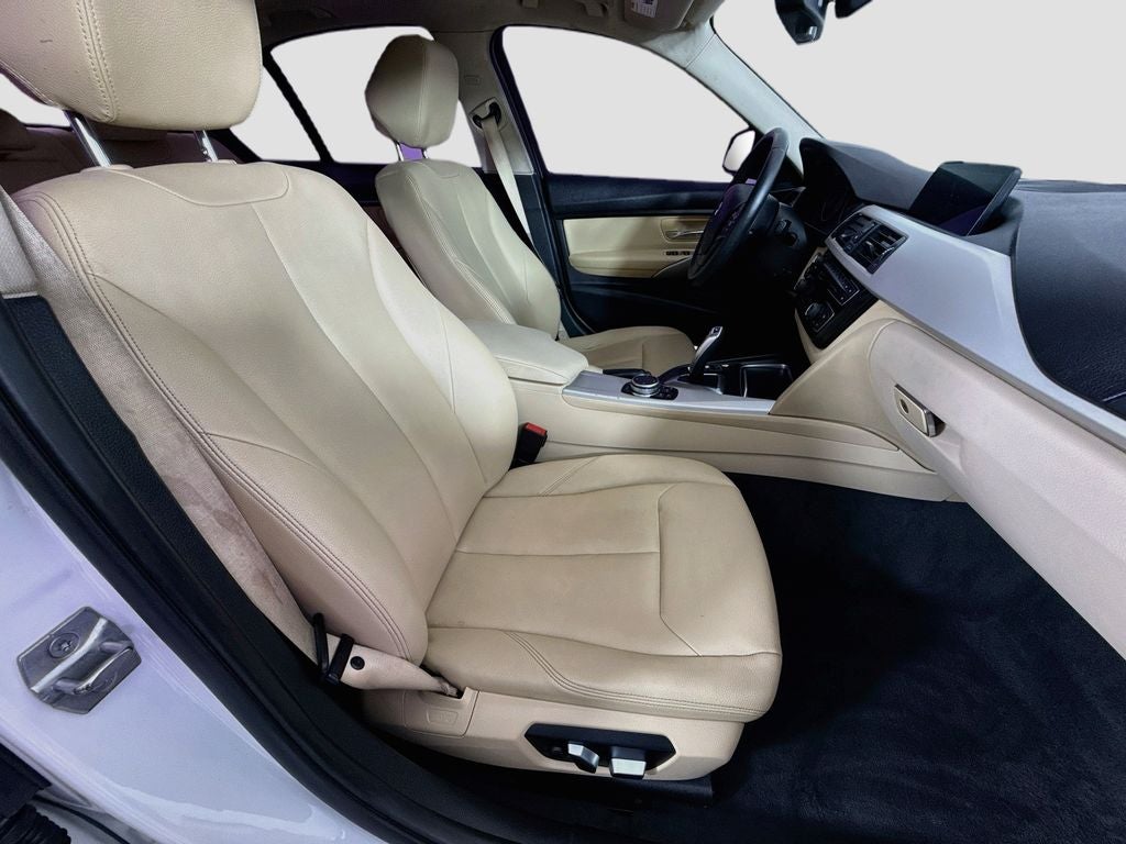2017 BMW 3 Series 320i xDrive