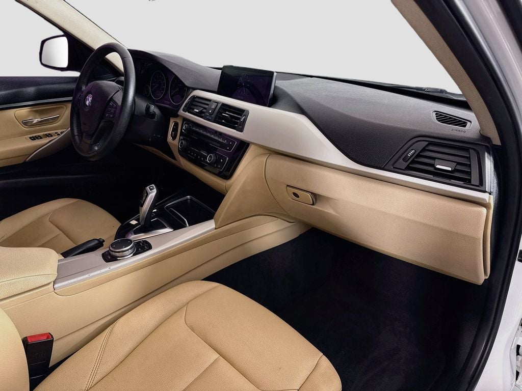 2017 BMW 3 Series 320i xDrive