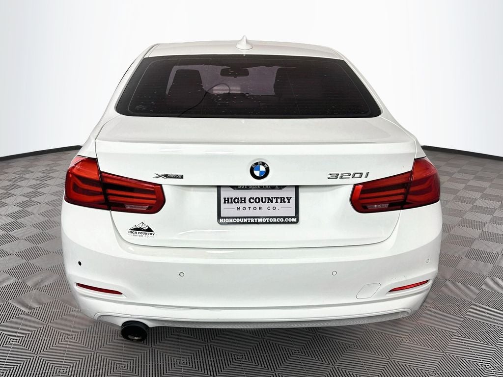 2017 BMW 3 Series 320i xDrive